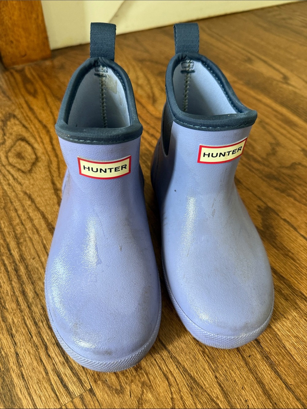 Hunter Kids Lavender Chelsea Rain Boots with Black Trim